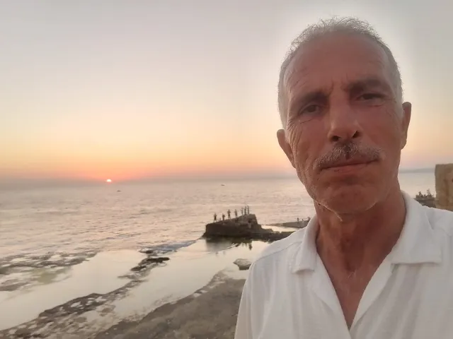 Zor Zamanlarda Birbirimizi Değil, Sorunları Yenelim