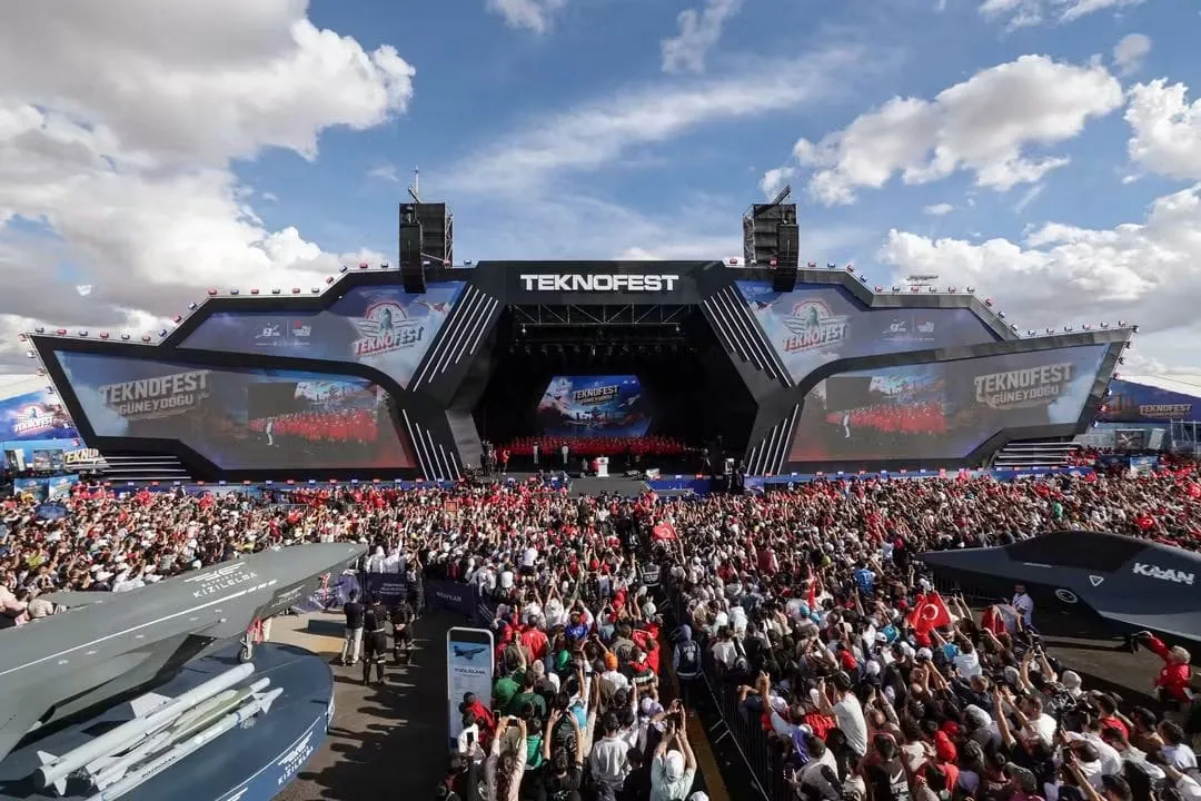 “TEKNOFEST 2026'DA TARİHİ BAŞARI” SAKARYA ŞOV YAPTI!