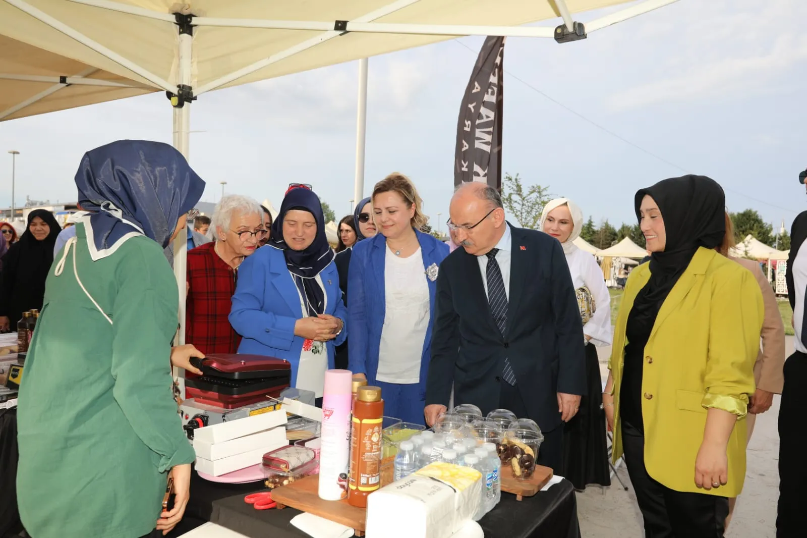 SAKİKAD Girişimci Kadınlar Derneği’nden bir Büyük Alışveriş etkinliği daha