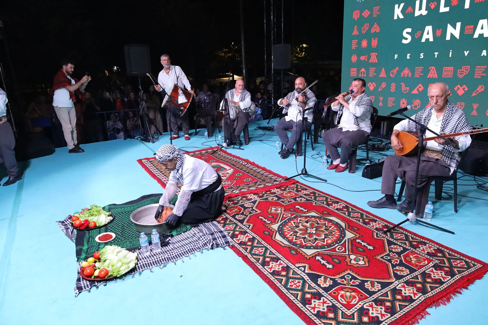 Doğu ve Güneydoğu Anadolu’nun zengin kültürü Sakaryalılar ile buluştu