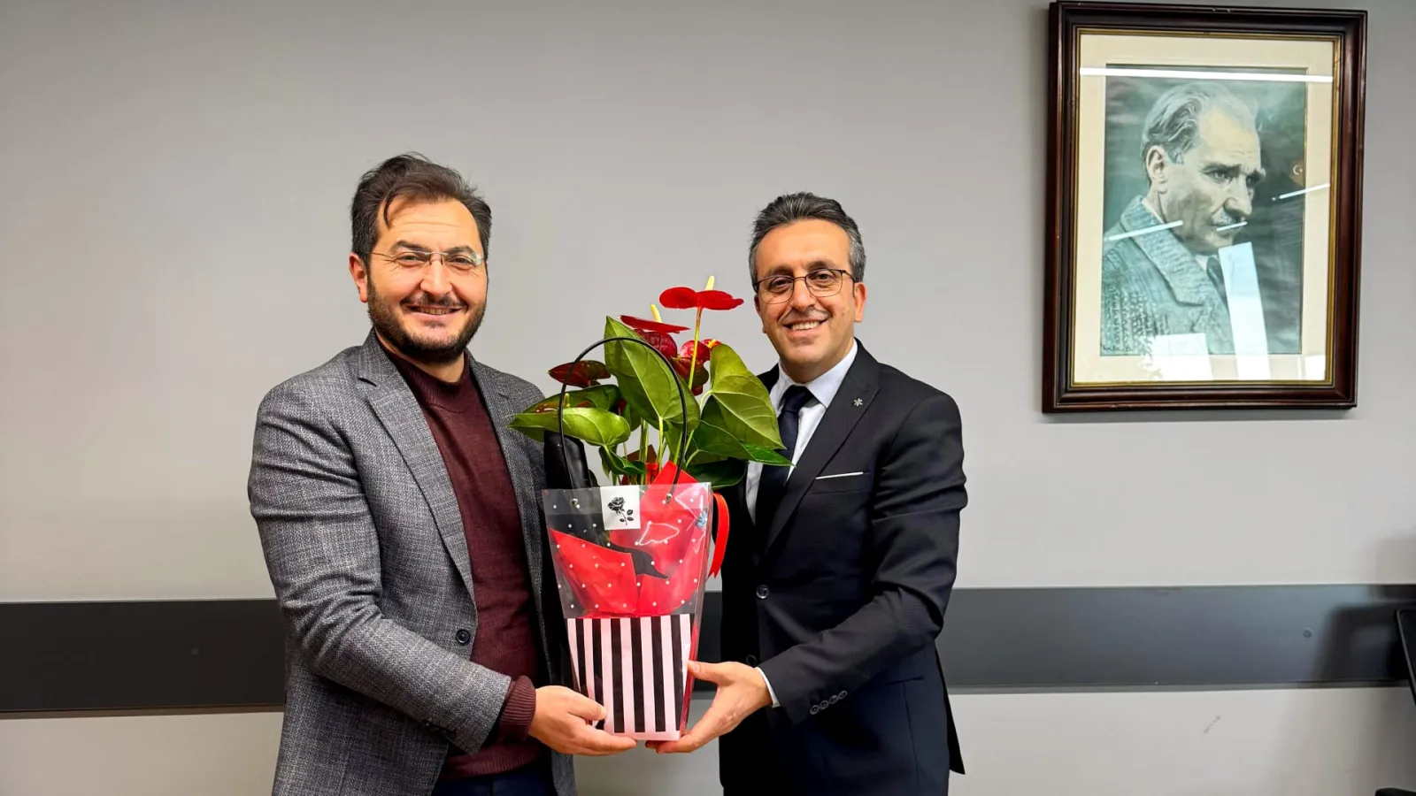 Dursun Murat Ak’tan Ahmet Mustafa Yelden’e Ankara’da hayırlı olsun ziyareti