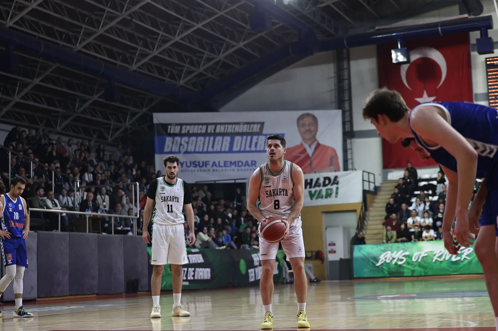 Büyükşehir Basketbol parkeye çıkıyor: Hedef 11’de 11