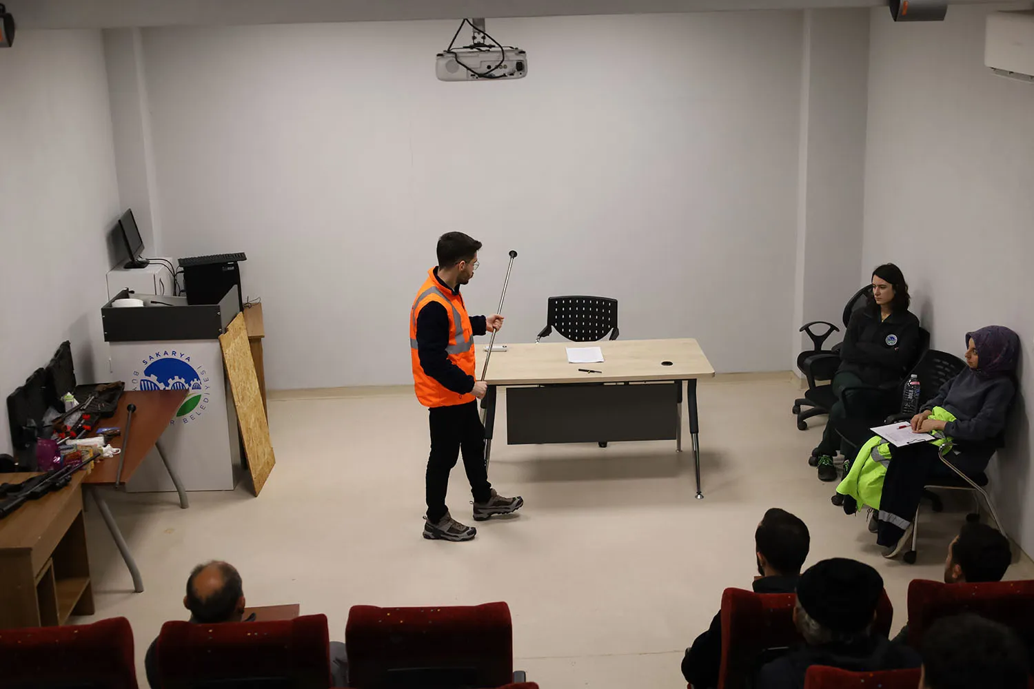 Büyükşehir’den sokak hayvanları için güvenli müdahale eğitimi