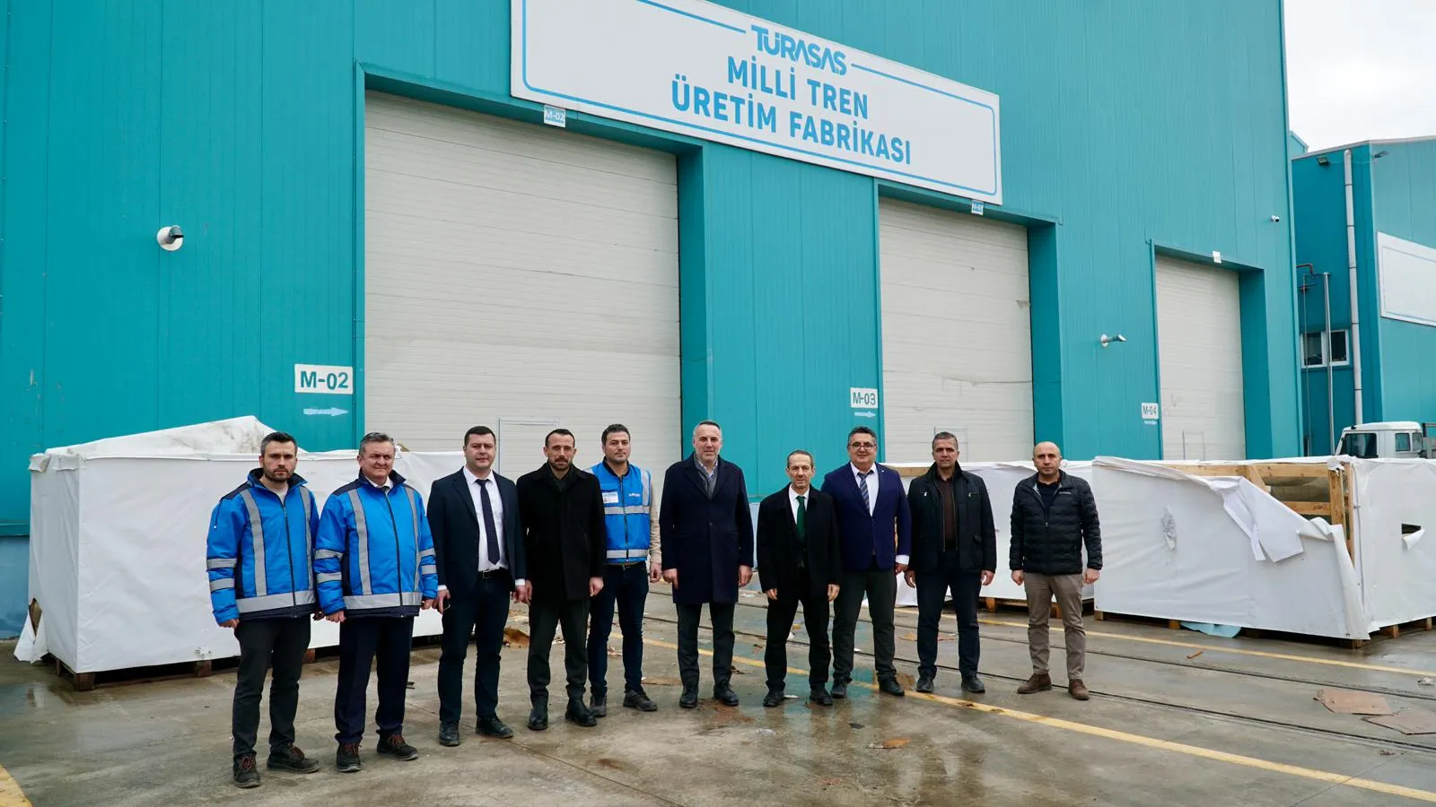 TÜRKİYE’NİN RAYLI SİSTEMLERDEKİ YENİ ÜSSÜ SAKARYA OLUYOR YERLİ HIZLI TREN İÇİN GERİ SAYIM BAŞLADI