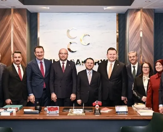 ADALET BAKANI AKIN GÜRLEK’TEN MHP SAKARYA İL BAŞKANLIĞINA ZİYARET 