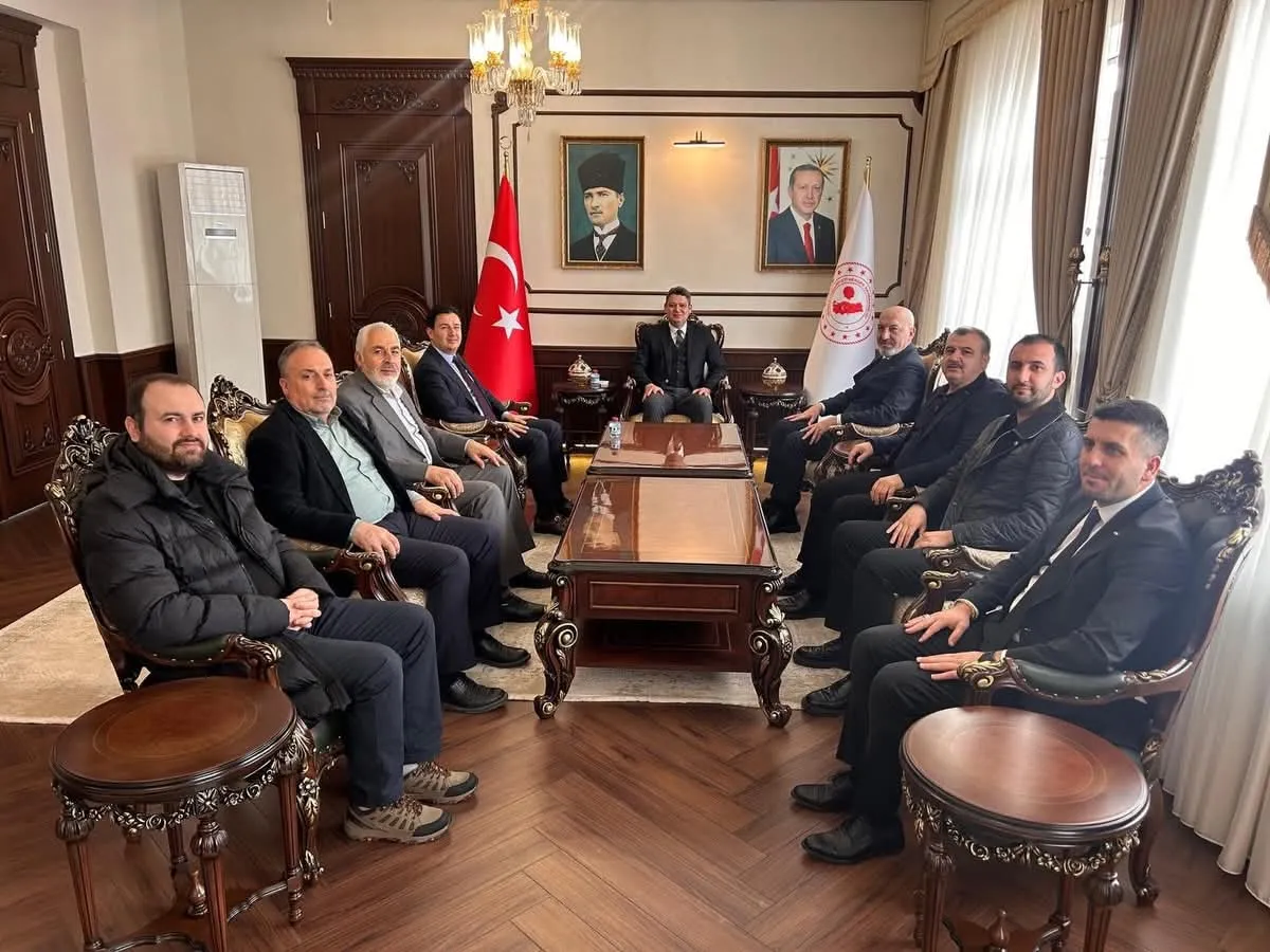 MÜSİAD Sakarya’dan Hendek Kaymakamı Gökpınar’a ziyaret