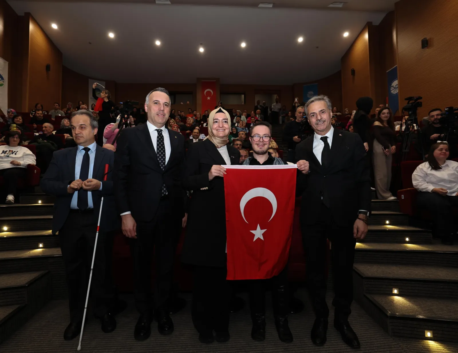 Cumhurbaşkanı Erdoğan’dan ödül alan projeyle Sakarya’da ulaşımda engeller kalktı: “Engelsiz bir şehir için gayretle çalışıyoruz”