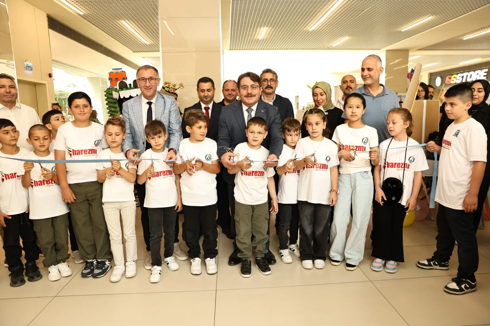 Harezmî Eğitim Modeli İyi Örnekler Sergisi Ziyaretçilerle Buluştu