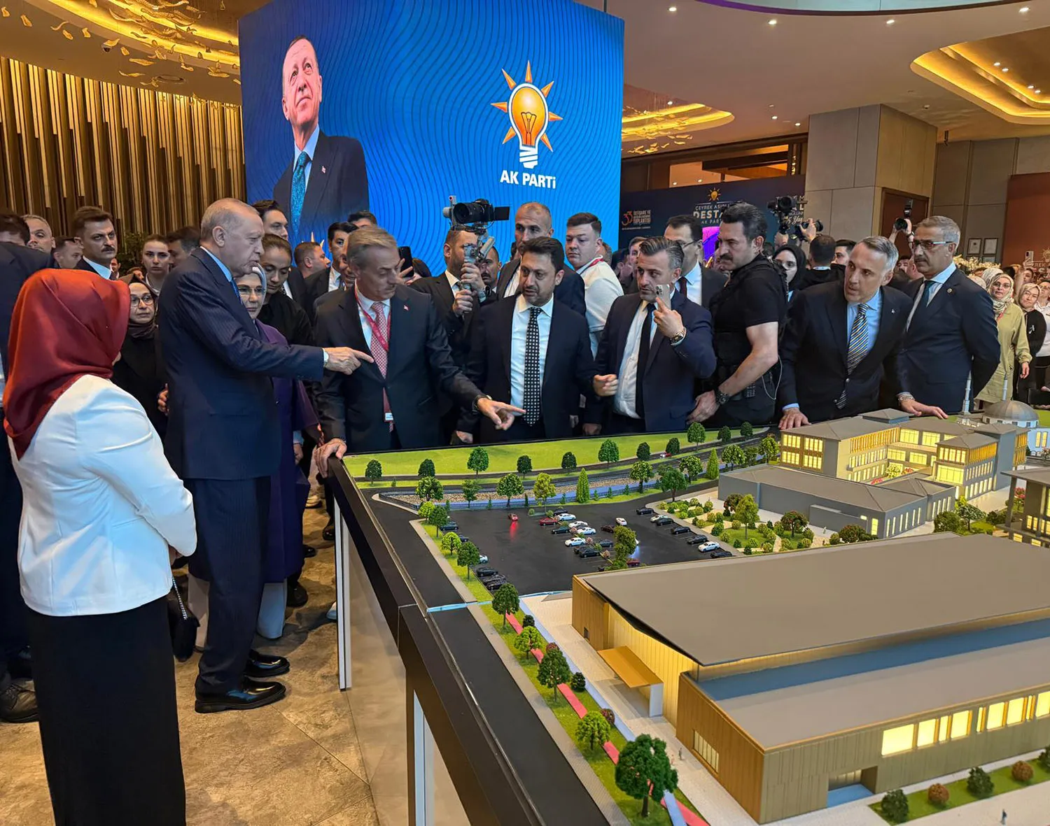 Başkan Alemdar, Cumhurbaşkanı Erdoğan’a bizzat anlattı: “Recep Tayyip Erdoğan Kampüsü Sakarya’nın geleceğine atılan en özel imza olacak”