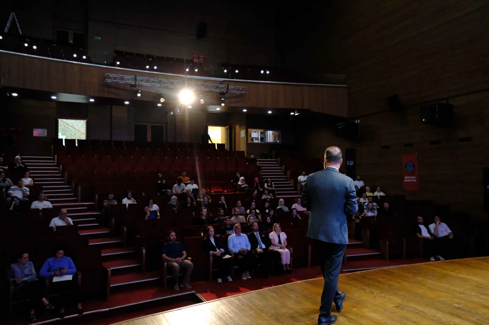 Serdivan Belediyesi Ev Sahipliğinde “Resmi Yazışma Kuralları “Eğitimi Gerçekleştirildi