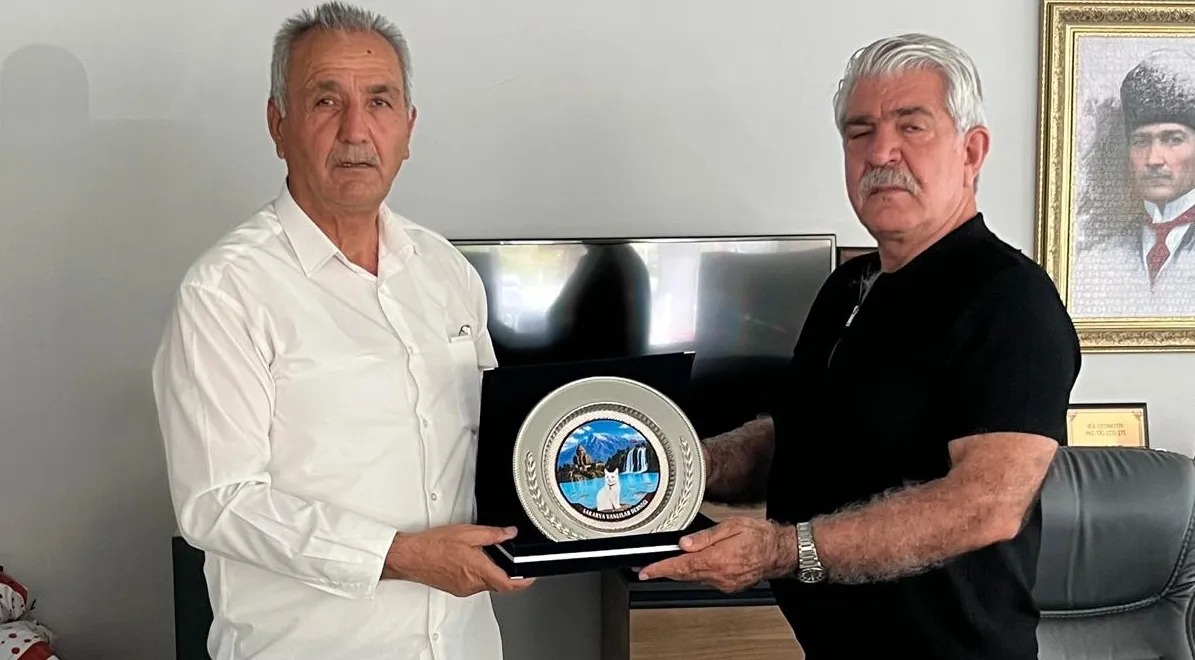 Sakarya’nın otomotiv sektöründeki öncü ismi Fikret Bülbül’e anlamlı ziyaret