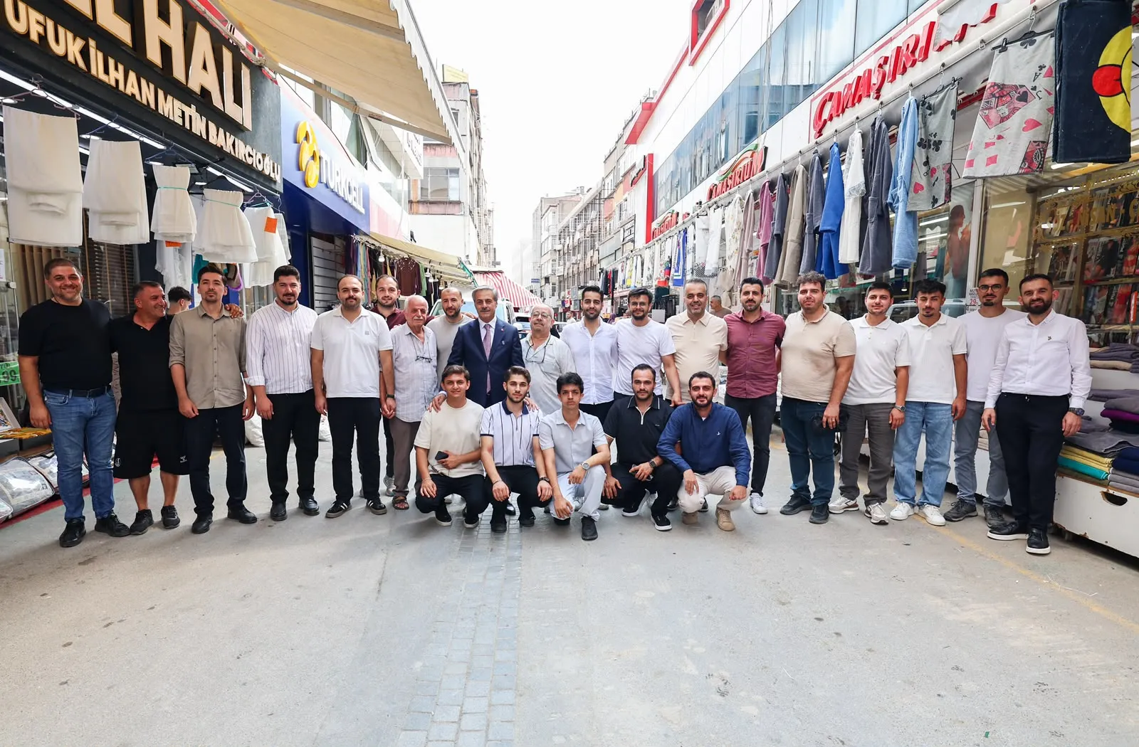Başkan Alemdar, Semerciler’de esnaflarla buluştu: “Ulaşımda Sakarya’nın geleceğine hizmet edecek projeleri hayata geçiriyoruz”