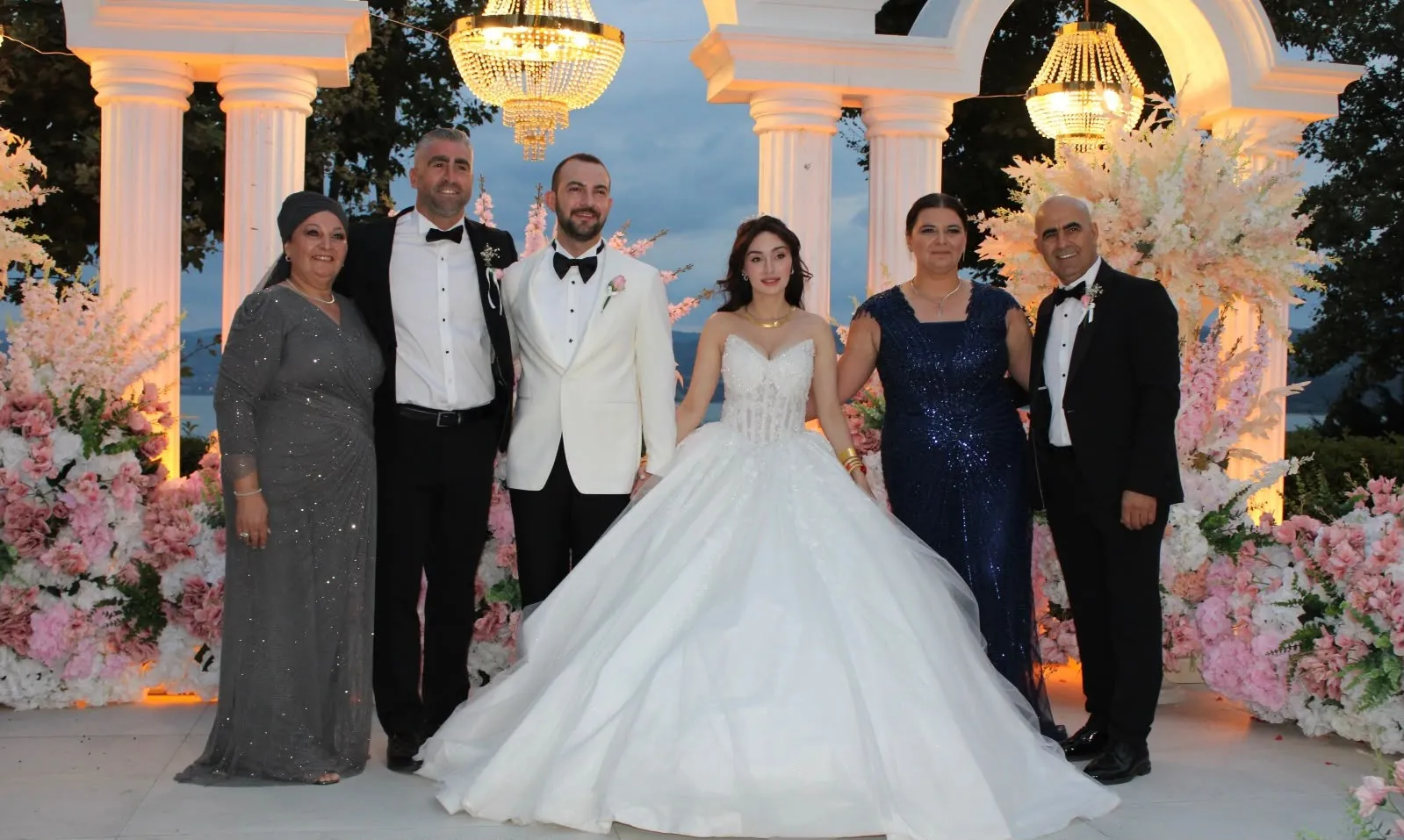 Esma ve Efkan’ın mutlu günü
