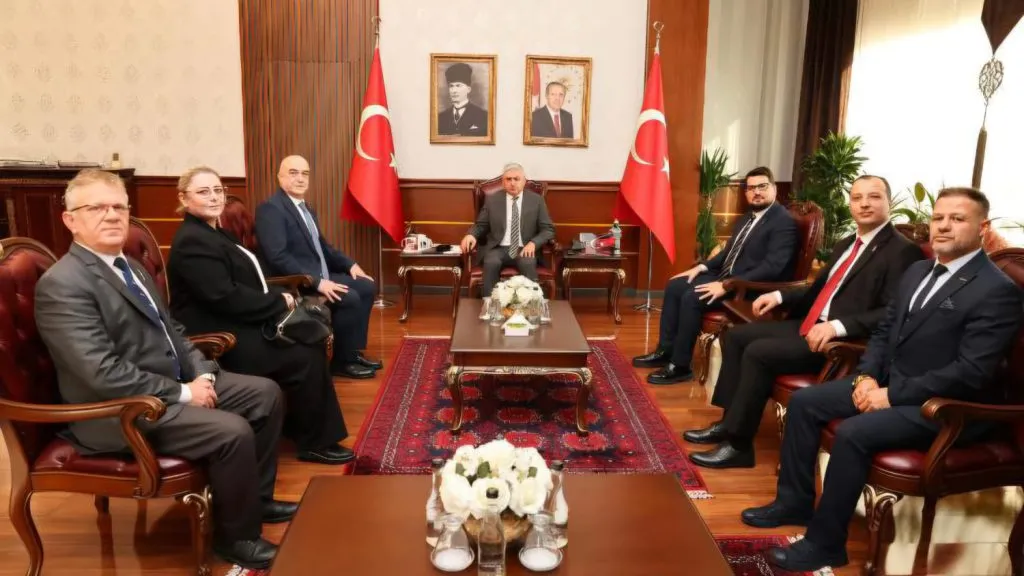 Zafer Partisi’nden Sakarya Valisi Rahmi Doğan’a ziyaret