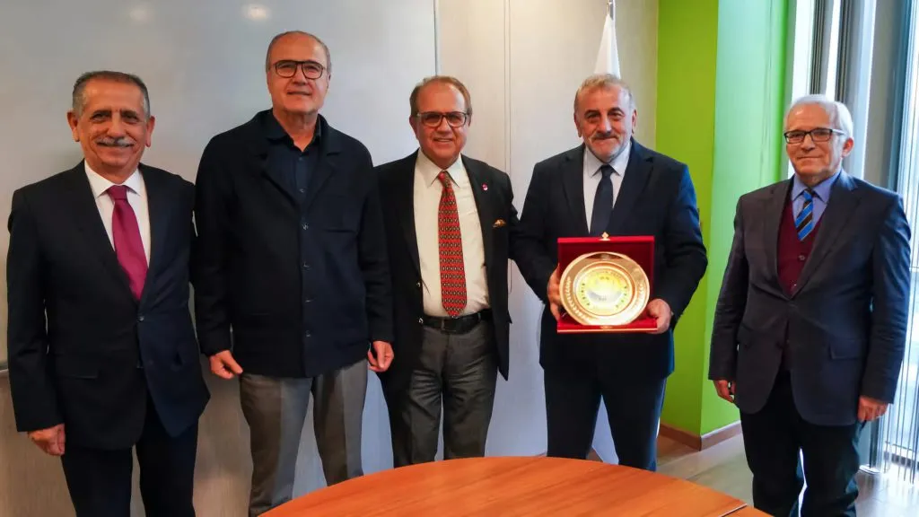 Ankara Sakaryalılar Vakfı’ndan DEVA Partisi’ne ziyaret