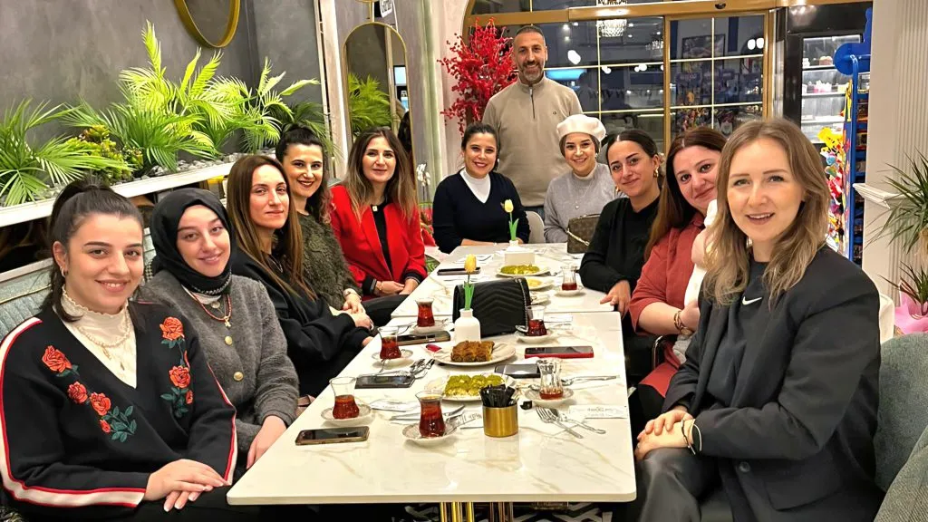Sapanca’da yeni bir buluşma noktası: Miraç Bakery & Cafe’ye yoğun ilgi!