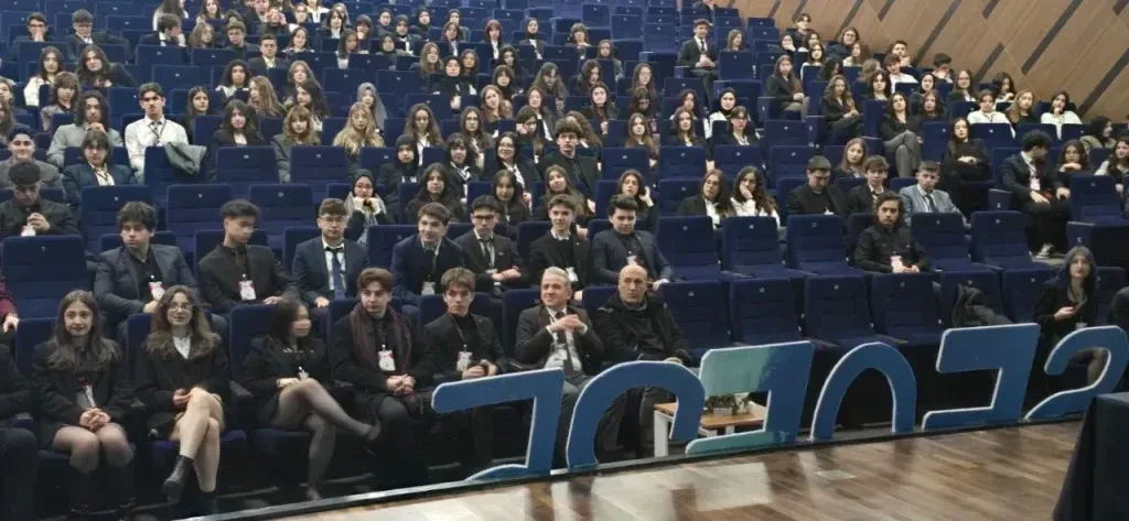 Şehit Erol Olçok Anadolu Lisesi’nde Forum etkinliği; gençler çözüm önerileri üretti