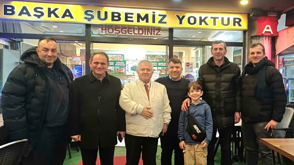 CHP Parti Meclisi Üyesi Ecevit Keleş ve İl Başkanı Oğuz Can Curaoğlu iftarda buluştu