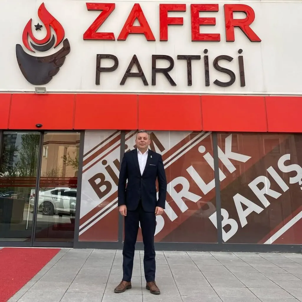 Zafer Partisi’nde deprem; Osman Özbayraktar görevinden istifa etti