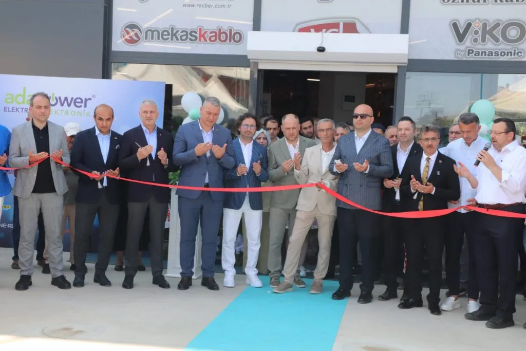 Adapower’ın yeni hizmet binası törenle açıldı