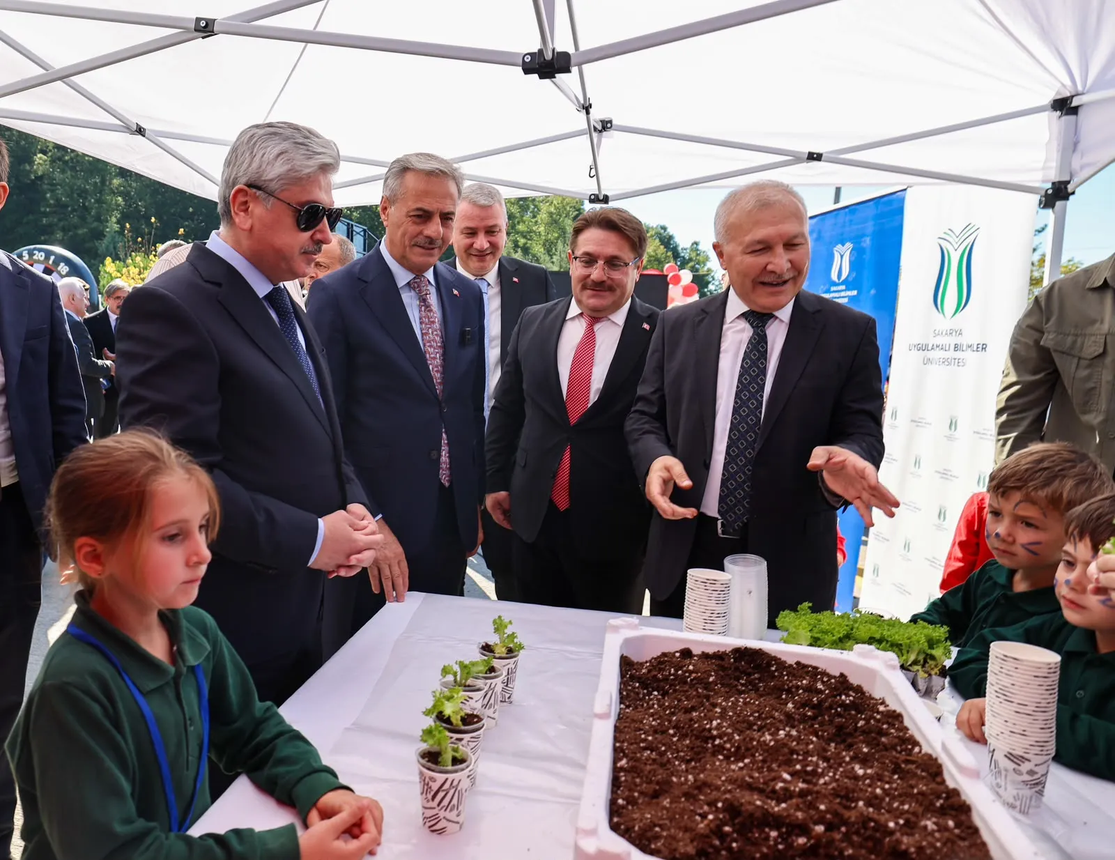 SAKARYA’DA BİLİM KÖYDE FİLİZLENİYOR: