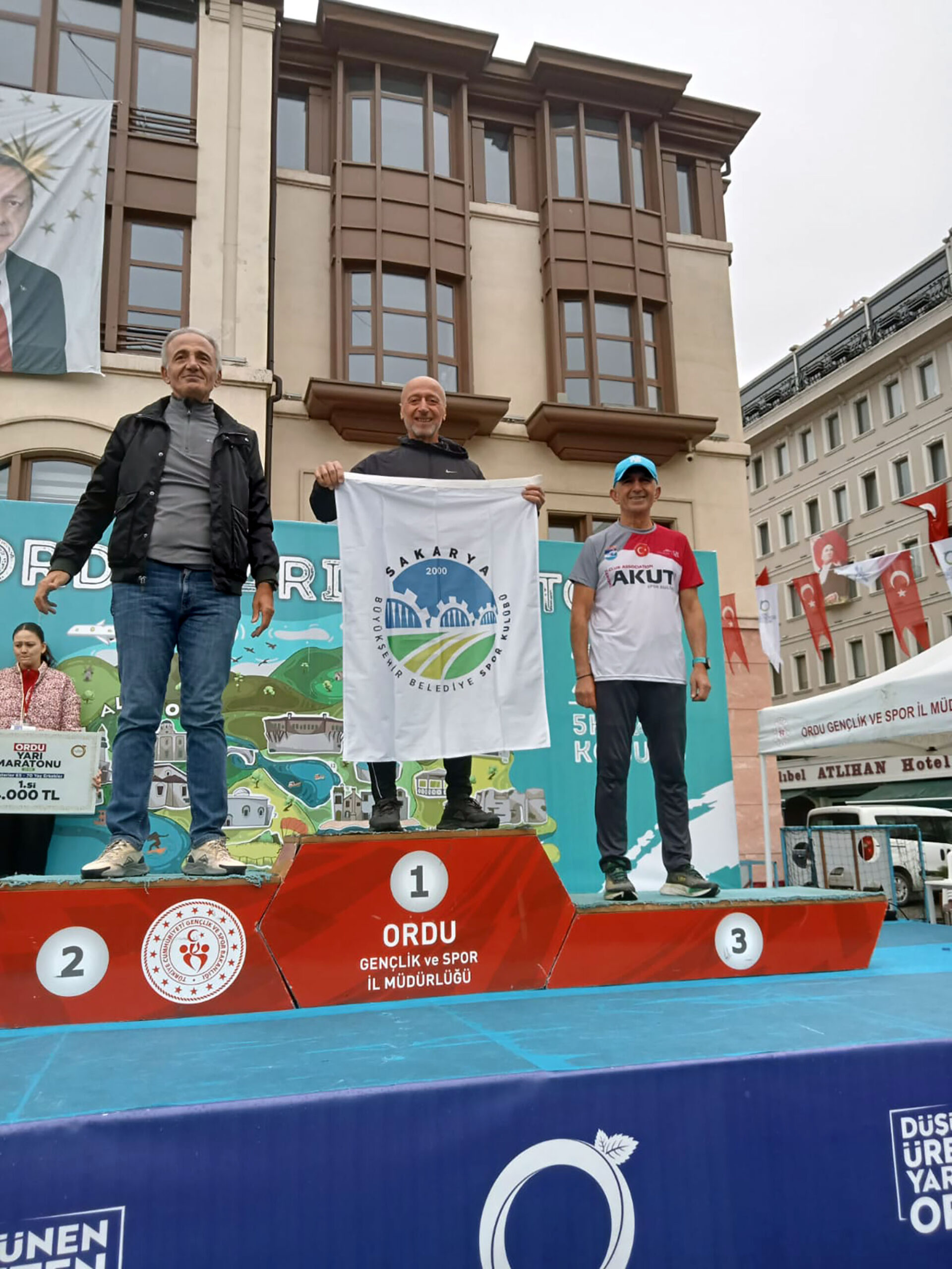Büyükşehir’den 3 branşta büyük başarı