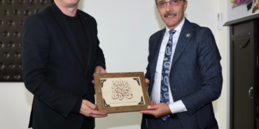 BASKAN-SENOL-DINC-IL-HALK-KUTUPHANESINE-ZIYARET-ETTI-3