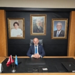 Başkan Sarıoğlu’ndan bayrak tepkisi: Tüm Sakarya’yı bayrak asmaya davet etti