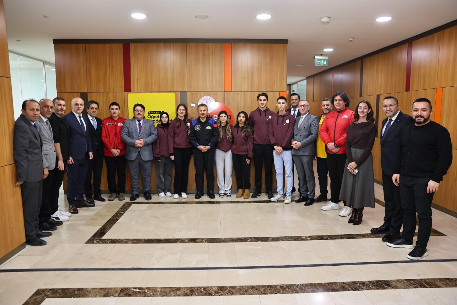 Türkiye Uzay Ajansı Başkanı Sakarya’da Öğrencilerle Buluşuyor