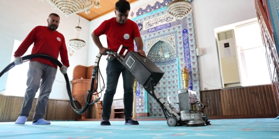 ERENLER’İN CAMİLERİNDE TEMİZLİK ÇALIŞMALARI SÜRÜYOR (2)